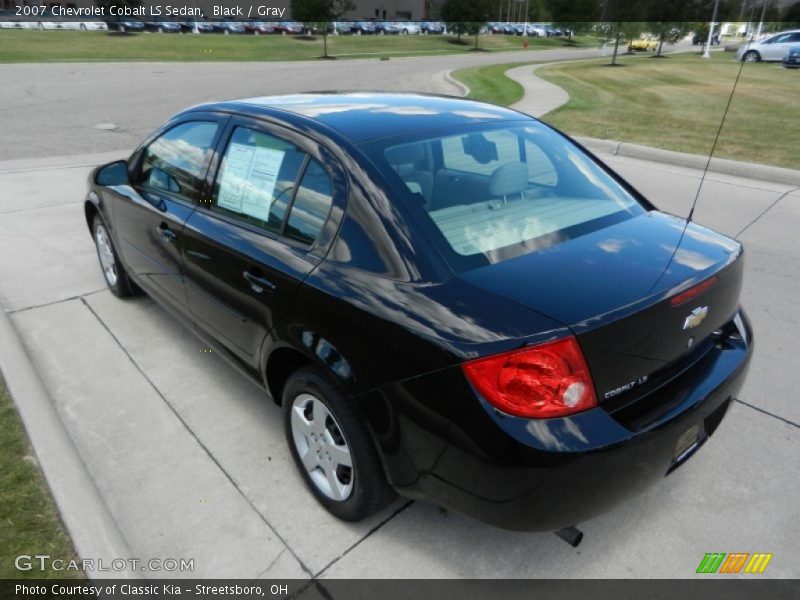 Black / Gray 2007 Chevrolet Cobalt LS Sedan