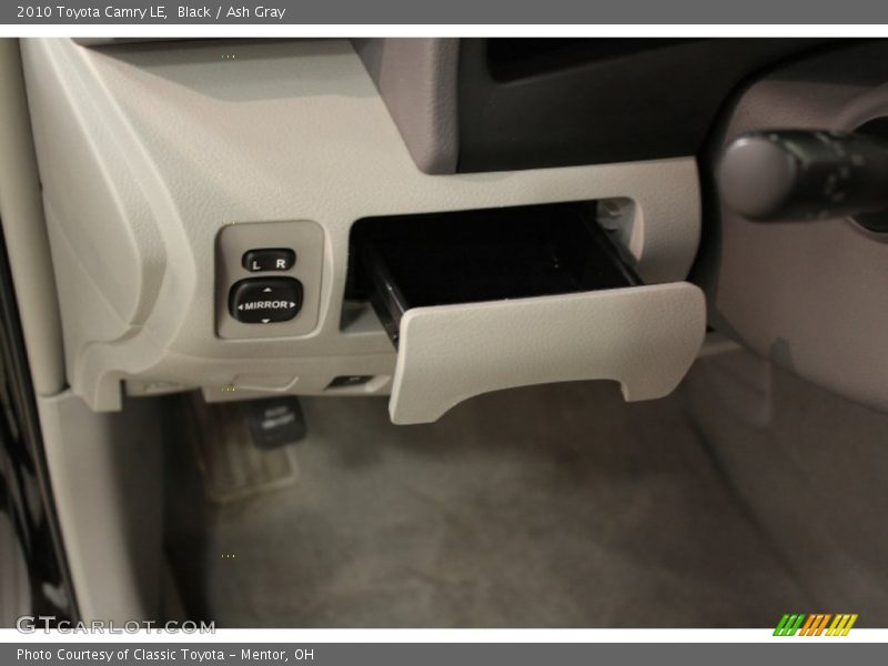 Black / Ash Gray 2010 Toyota Camry LE