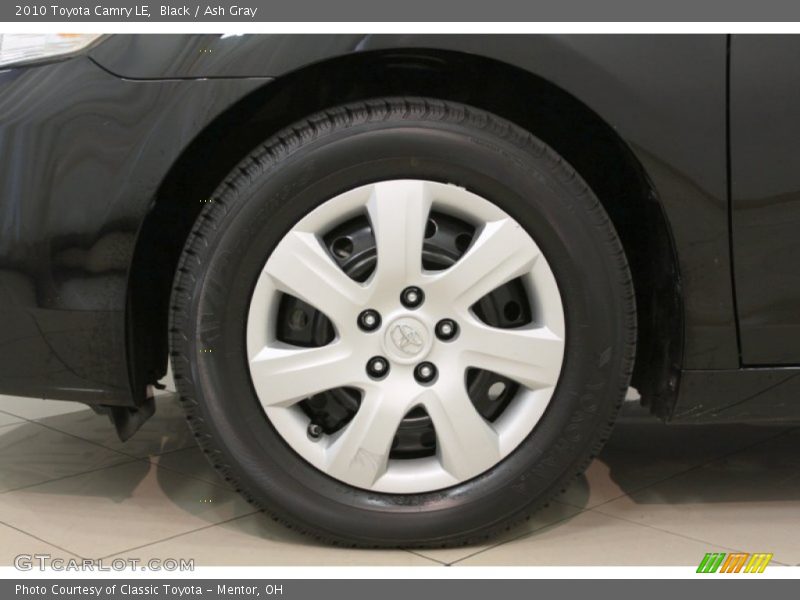 Black / Ash Gray 2010 Toyota Camry LE