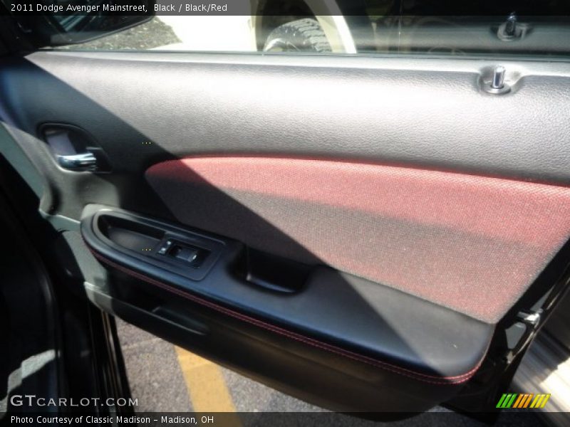 Black / Black/Red 2011 Dodge Avenger Mainstreet