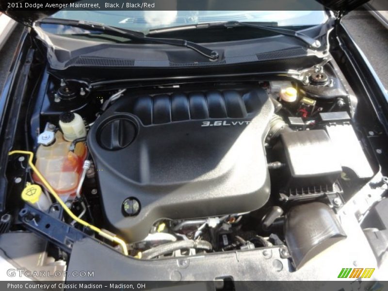 Black / Black/Red 2011 Dodge Avenger Mainstreet