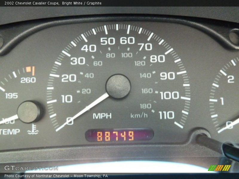 Bright White / Graphite 2002 Chevrolet Cavalier Coupe