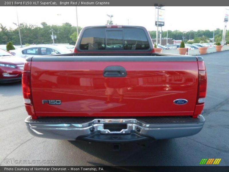Bright Red / Medium Graphite 2001 Ford F150 XLT SuperCab