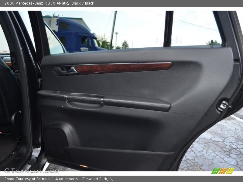 Black / Black 2006 Mercedes-Benz R 350 4Matic