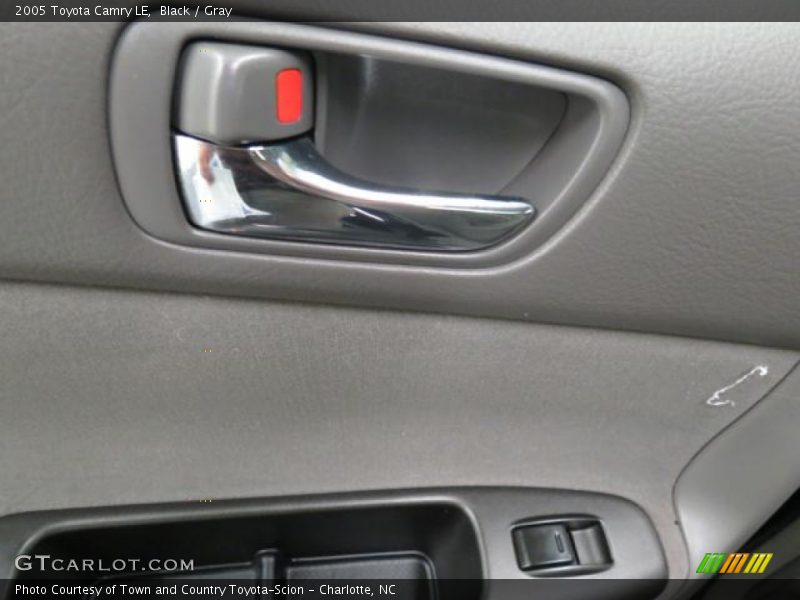 Black / Gray 2005 Toyota Camry LE