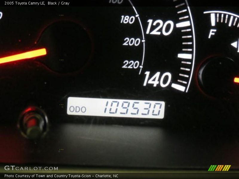 Black / Gray 2005 Toyota Camry LE