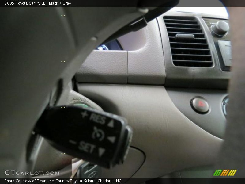 Black / Gray 2005 Toyota Camry LE