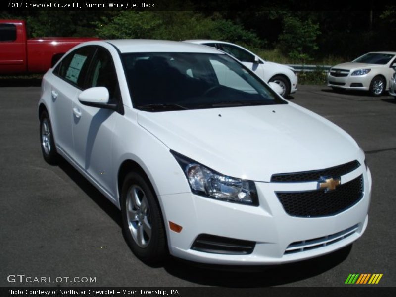 Summit White / Jet Black 2012 Chevrolet Cruze LT