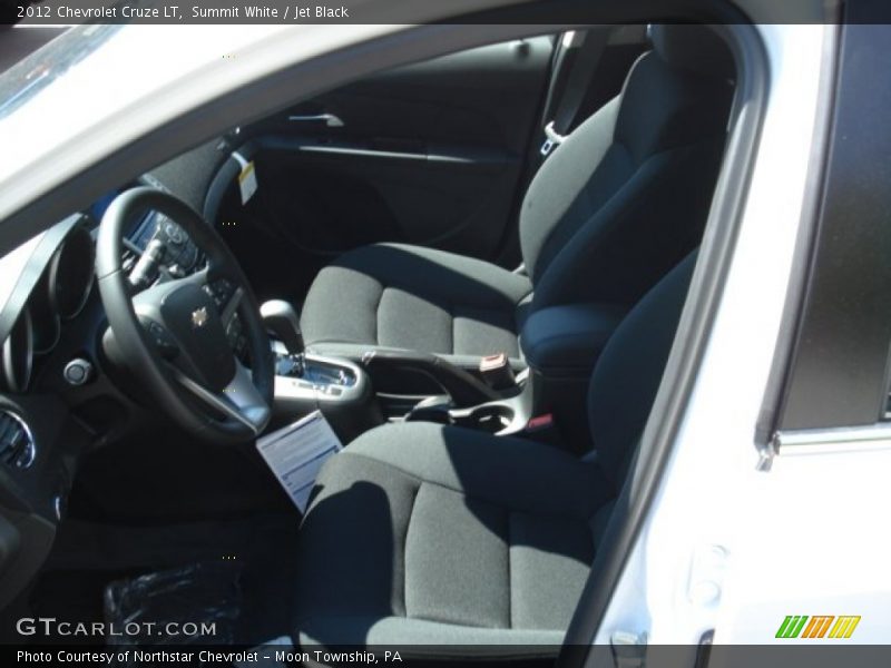 Summit White / Jet Black 2012 Chevrolet Cruze LT