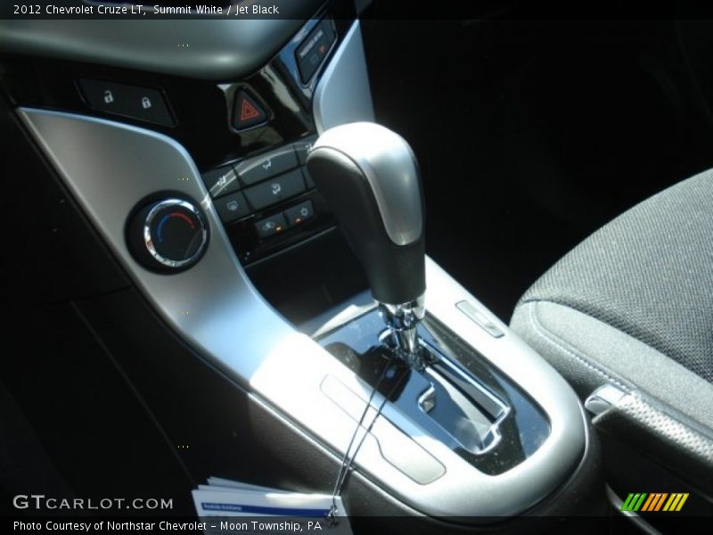Summit White / Jet Black 2012 Chevrolet Cruze LT