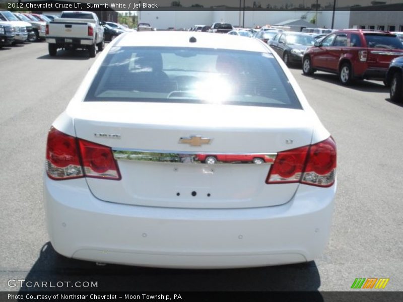 Summit White / Jet Black 2012 Chevrolet Cruze LT