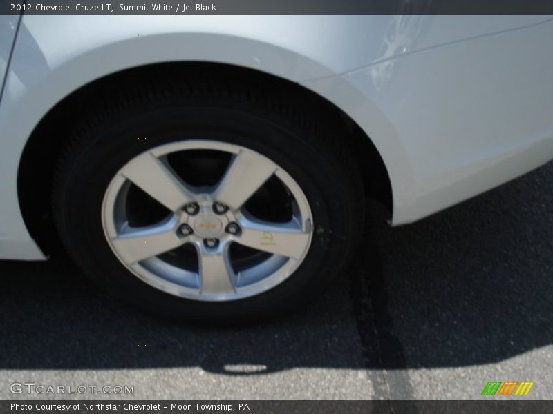 Summit White / Jet Black 2012 Chevrolet Cruze LT