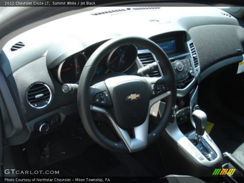 Summit White / Jet Black 2012 Chevrolet Cruze LT
