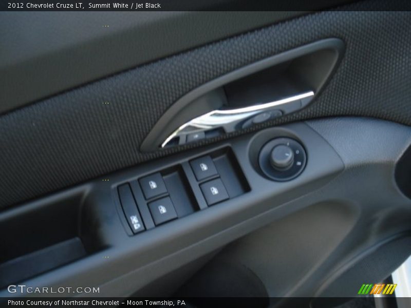 Summit White / Jet Black 2012 Chevrolet Cruze LT