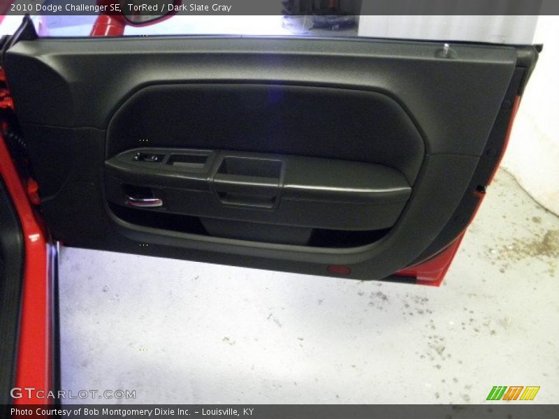 TorRed / Dark Slate Gray 2010 Dodge Challenger SE