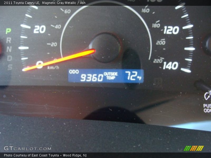 Magnetic Gray Metallic / Ash 2011 Toyota Camry LE