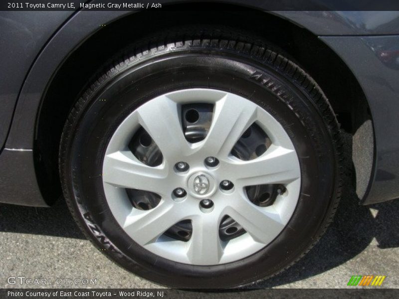 Magnetic Gray Metallic / Ash 2011 Toyota Camry LE