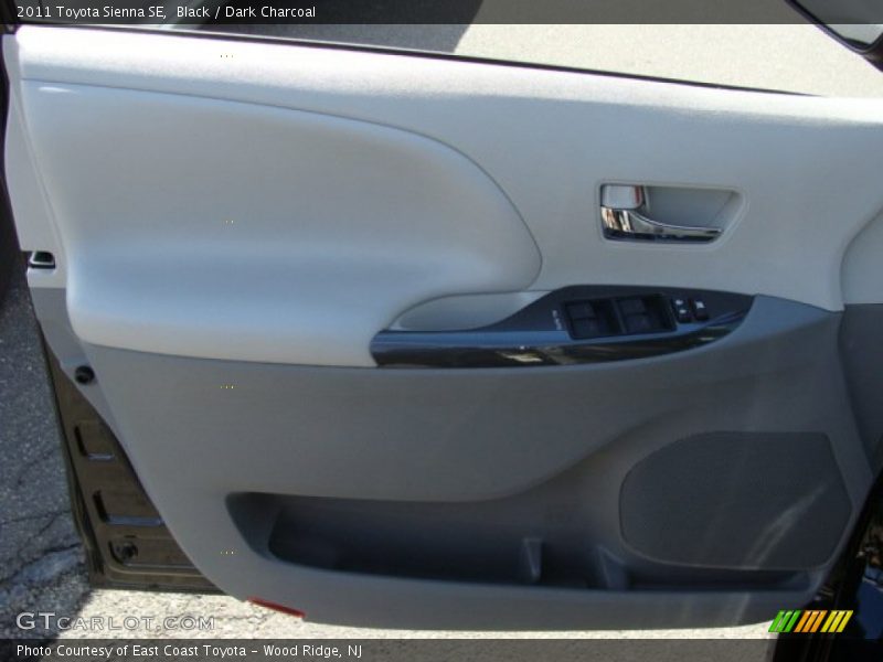 Black / Dark Charcoal 2011 Toyota Sienna SE