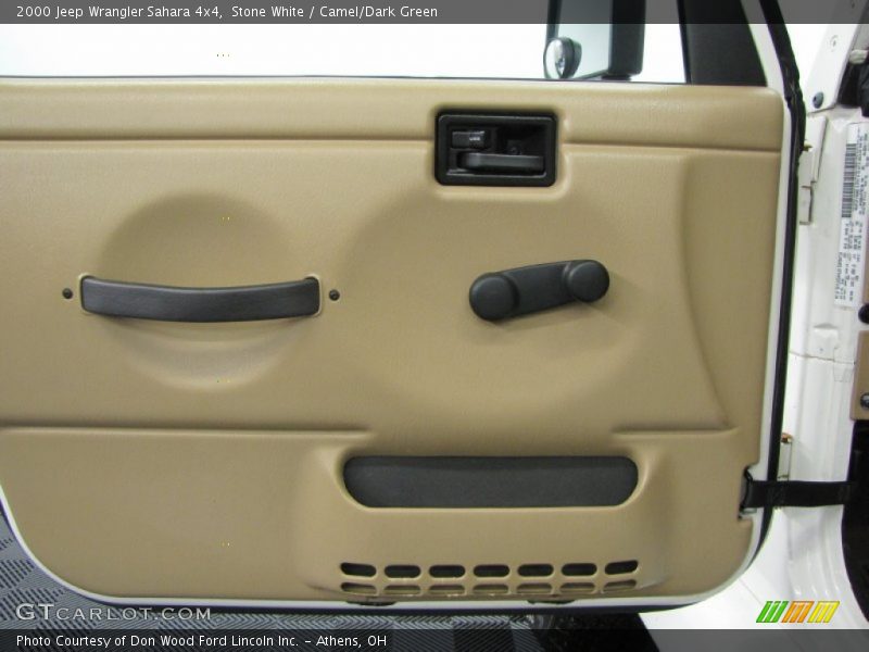 Stone White / Camel/Dark Green 2000 Jeep Wrangler Sahara 4x4
