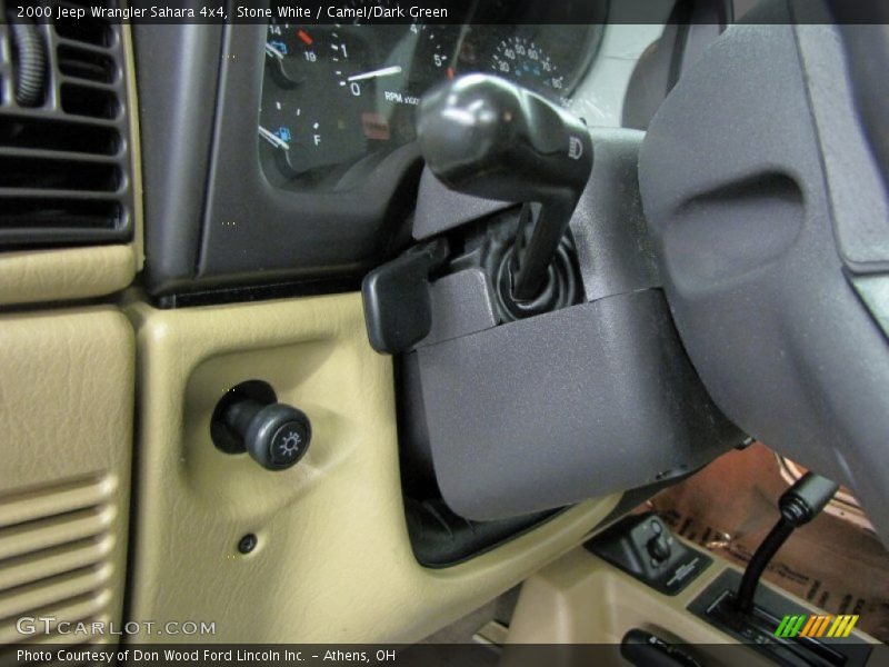 Stone White / Camel/Dark Green 2000 Jeep Wrangler Sahara 4x4