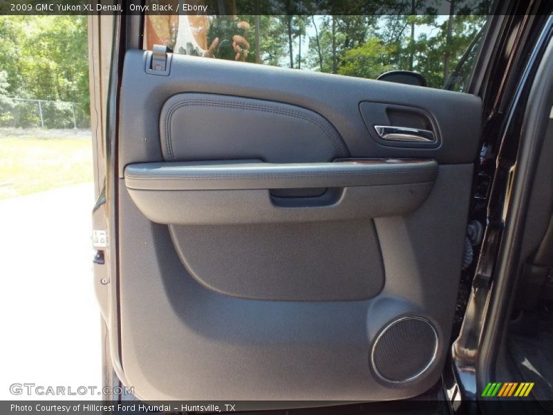 Onyx Black / Ebony 2009 GMC Yukon XL Denali
