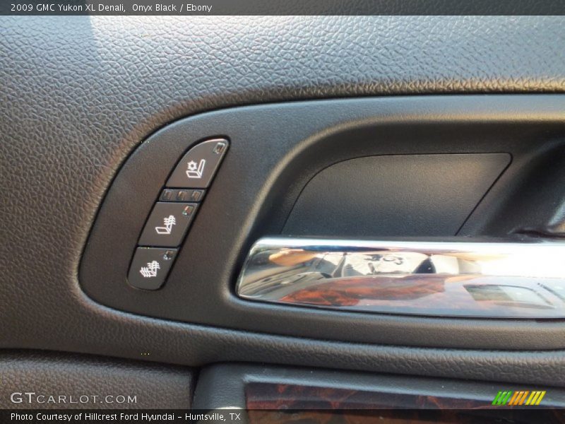 Onyx Black / Ebony 2009 GMC Yukon XL Denali