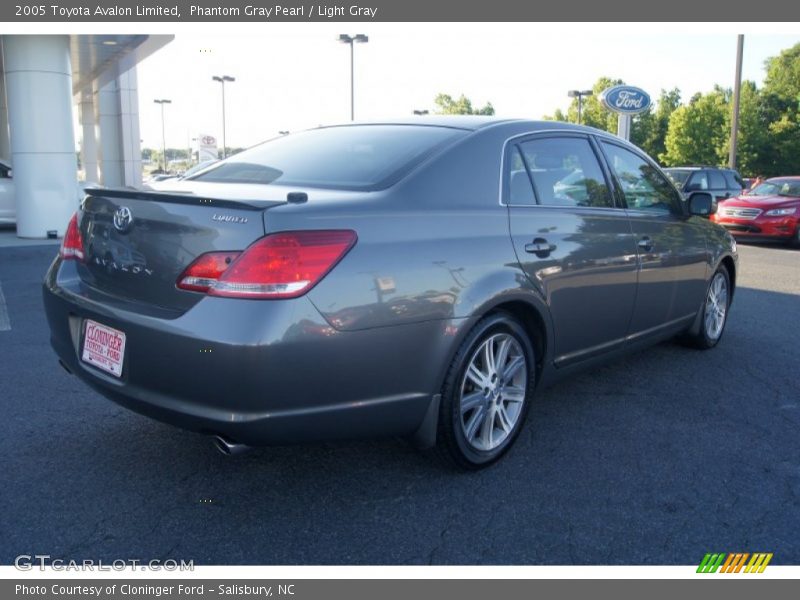 Phantom Gray Pearl / Light Gray 2005 Toyota Avalon Limited