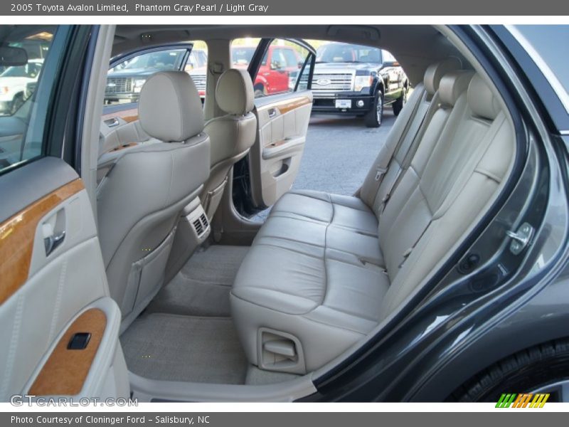 Phantom Gray Pearl / Light Gray 2005 Toyota Avalon Limited