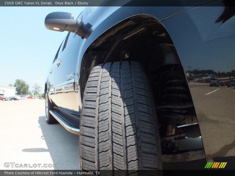 Onyx Black / Ebony 2009 GMC Yukon XL Denali