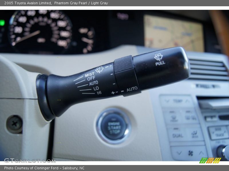 Phantom Gray Pearl / Light Gray 2005 Toyota Avalon Limited