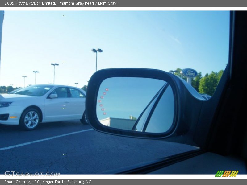 Phantom Gray Pearl / Light Gray 2005 Toyota Avalon Limited