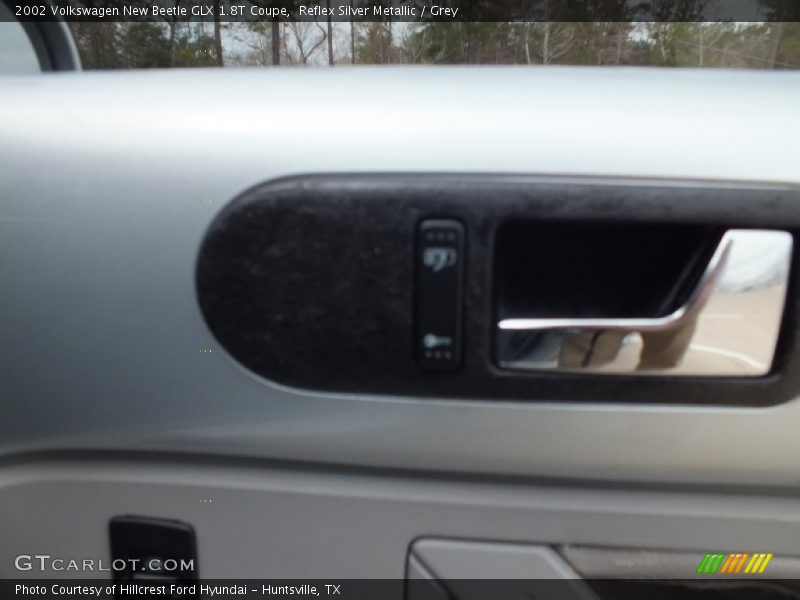 Reflex Silver Metallic / Grey 2002 Volkswagen New Beetle GLX 1.8T Coupe