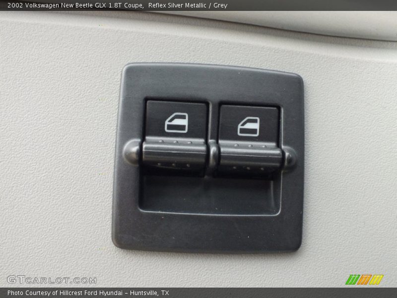 Reflex Silver Metallic / Grey 2002 Volkswagen New Beetle GLX 1.8T Coupe