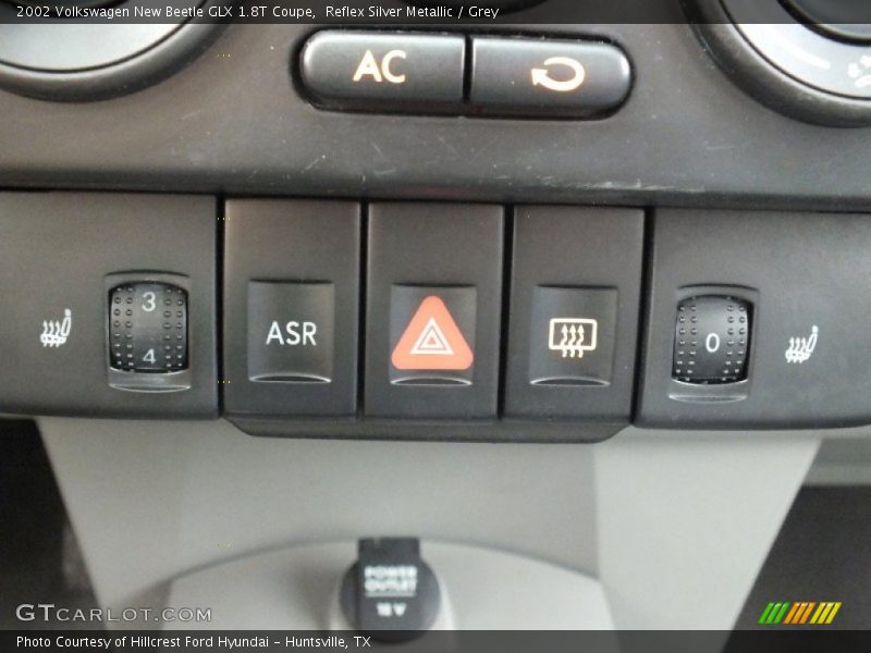 Reflex Silver Metallic / Grey 2002 Volkswagen New Beetle GLX 1.8T Coupe