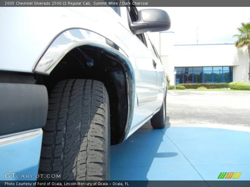 Summit White / Dark Charcoal 2005 Chevrolet Silverado 1500 LS Regular Cab