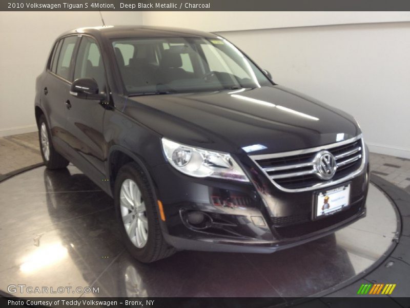 Deep Black Metallic / Charcoal 2010 Volkswagen Tiguan S 4Motion
