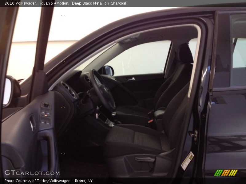 Deep Black Metallic / Charcoal 2010 Volkswagen Tiguan S 4Motion