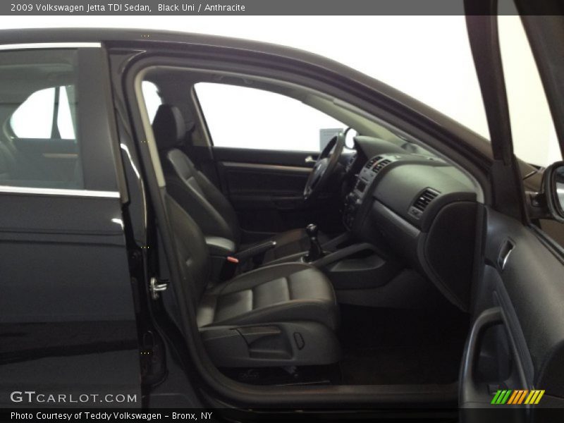 Black Uni / Anthracite 2009 Volkswagen Jetta TDI Sedan