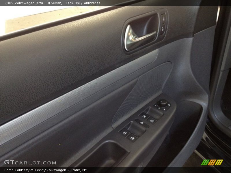 Black Uni / Anthracite 2009 Volkswagen Jetta TDI Sedan