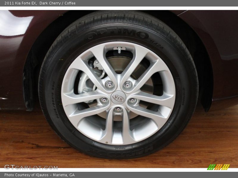 Dark Cherry / Coffee 2011 Kia Forte EX