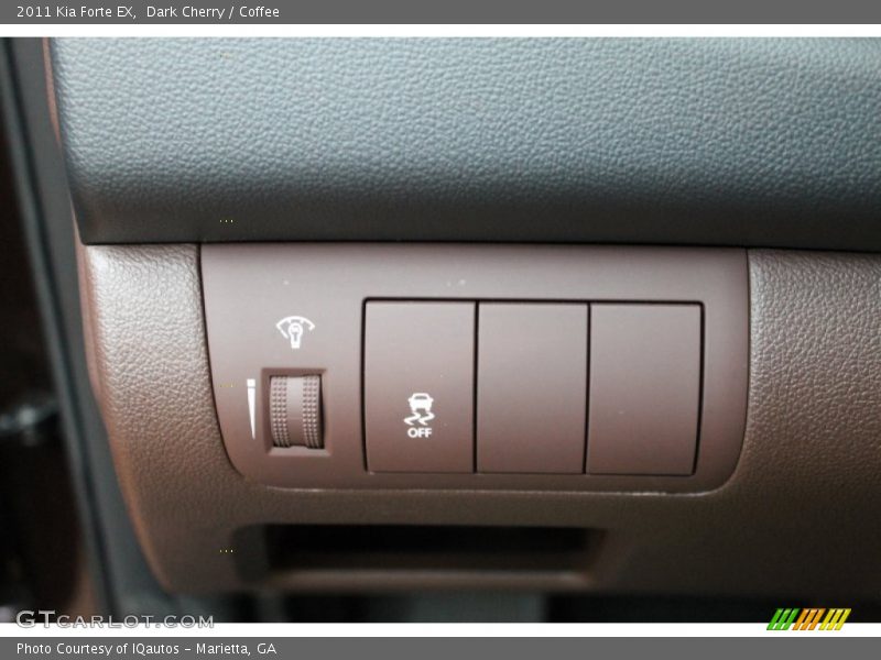 Dark Cherry / Coffee 2011 Kia Forte EX