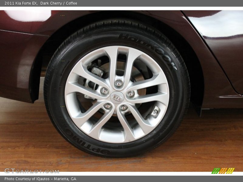 Dark Cherry / Coffee 2011 Kia Forte EX