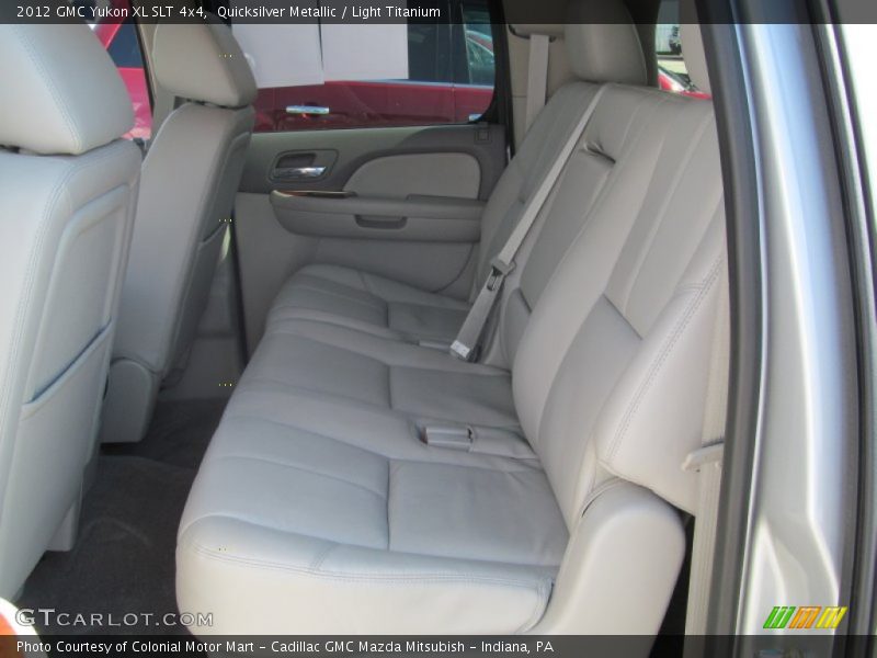 Quicksilver Metallic / Light Titanium 2012 GMC Yukon XL SLT 4x4
