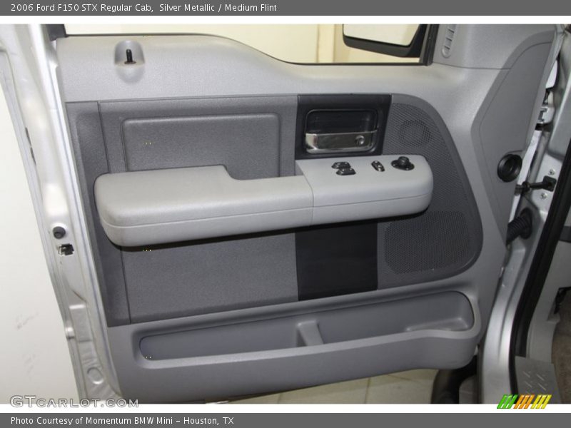 Door Panel of 2006 F150 STX Regular Cab