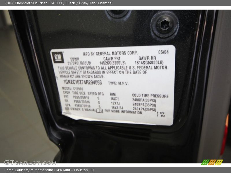 Black / Gray/Dark Charcoal 2004 Chevrolet Suburban 1500 LT