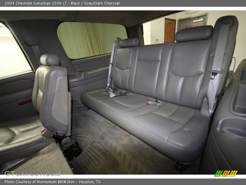 Black / Gray/Dark Charcoal 2004 Chevrolet Suburban 1500 LT