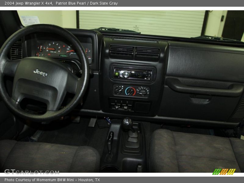 Patriot Blue Pearl / Dark Slate Gray 2004 Jeep Wrangler X 4x4