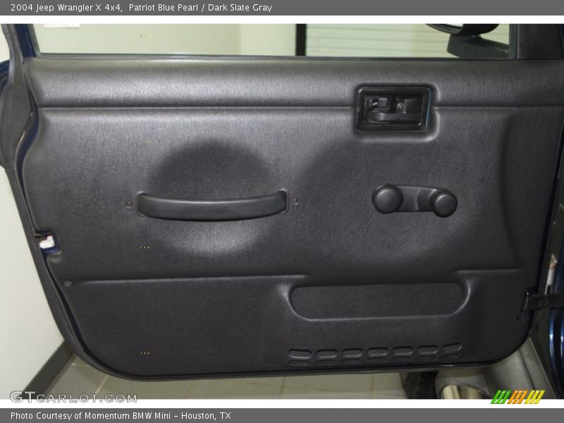 Patriot Blue Pearl / Dark Slate Gray 2004 Jeep Wrangler X 4x4