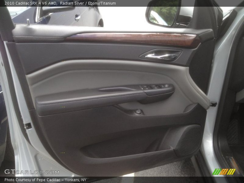 Radiant Silver / Ebony/Titanium 2010 Cadillac SRX 4 V6 AWD