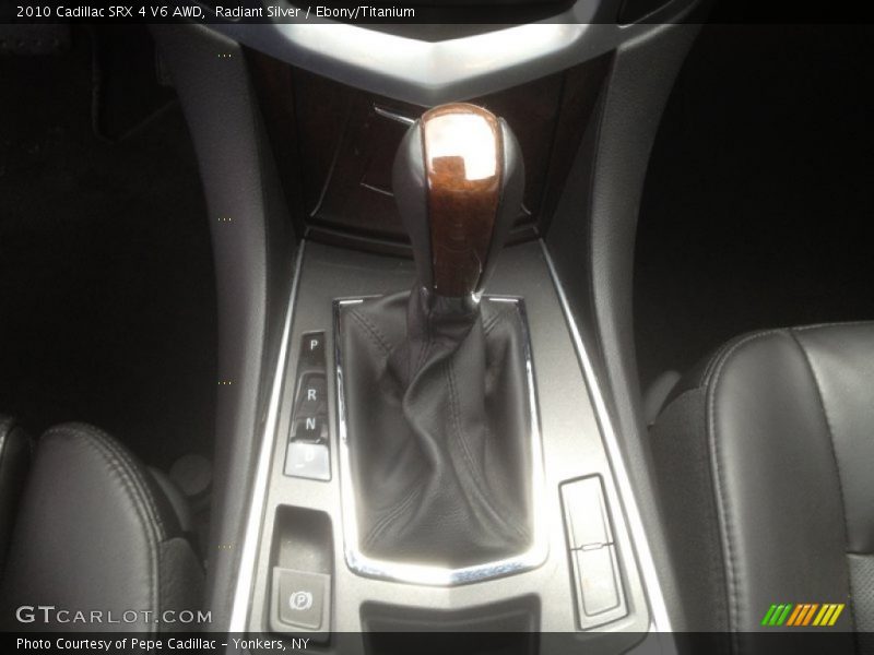 Radiant Silver / Ebony/Titanium 2010 Cadillac SRX 4 V6 AWD